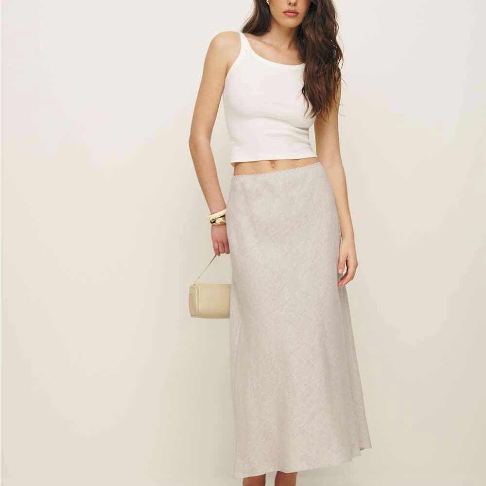 NWT reformation Layla linen skirt in oatmeal - size SP (small petite)